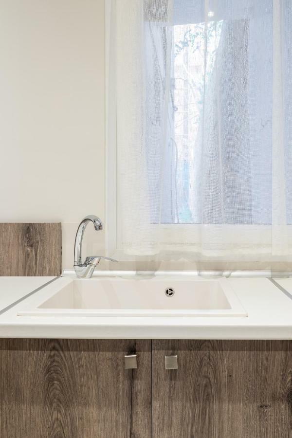 Cozy Apartment In City Center テッサロニキ エクステリア 写真